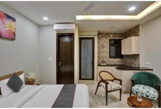 Vibe Hotel Noida Exteriör bild
